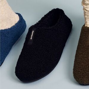 New Bombas Black Cozy Slippers Women’s Sz 6